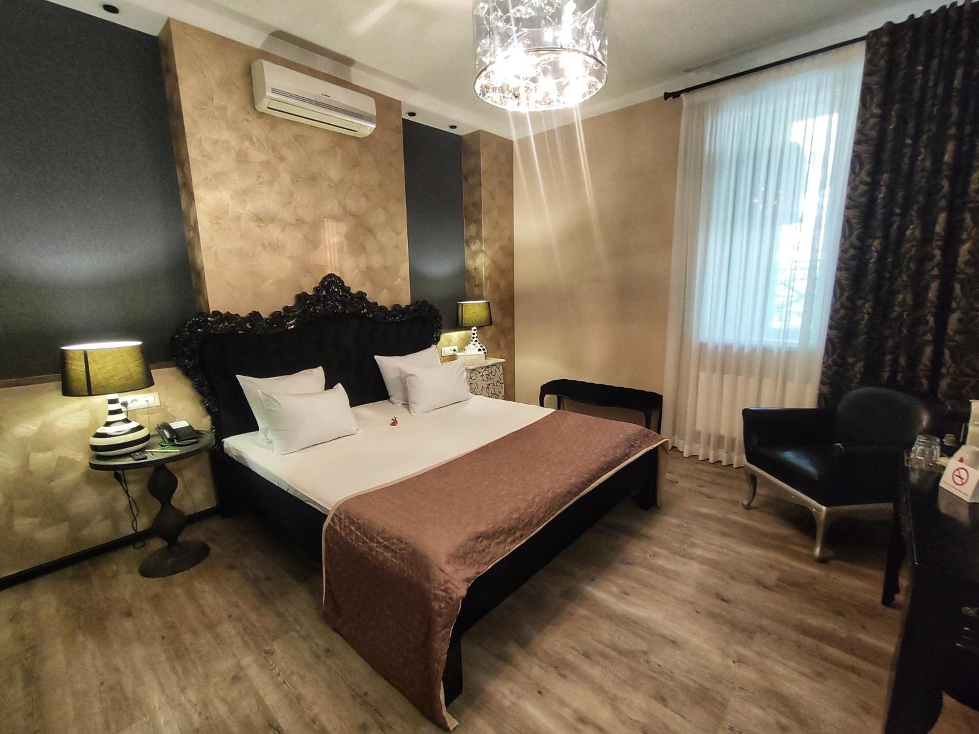 Weekend Boutique 4* Kişinev